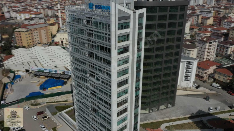 İzpark Plaza Teraslı 320 M2 Satılık Masrafsız Ofis — fotoğraf 3