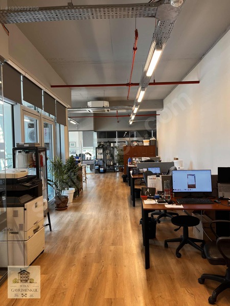 İzpark Plaza Teraslı 320 M2 Satılık Masrafsız Ofis — fotoğraf 10