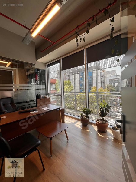 İzpark Plaza Teraslı 320 M2 Satılık Masrafsız Ofis — fotoğraf 15