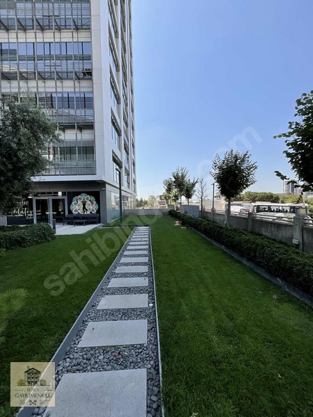 İzpark Plaza Teraslı 320 M2 Satılık Masrafsız Ofis — fotoğraf 26