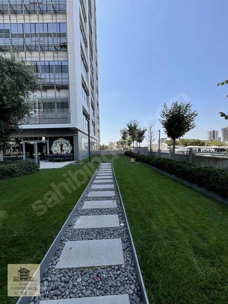 İzpark Plaza Teraslı 320 M2 Satılık Masrafsız Ofis — fotoğraf 27