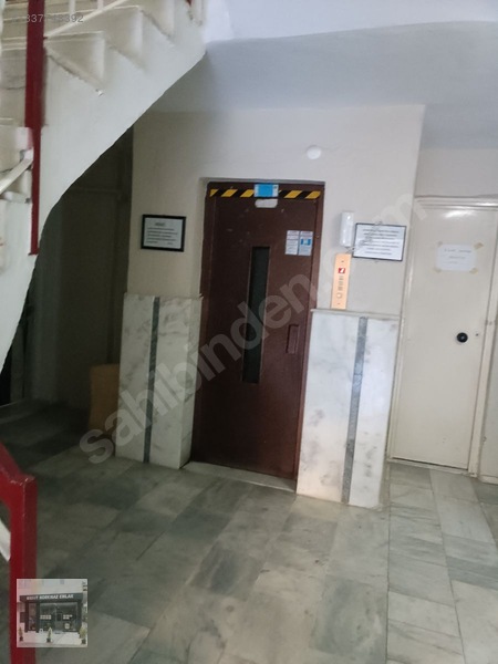 Adatepe De Üç Oda Bir Salon Birinci Kat Asansörlü Kiralık Daire — fotoğraf 2