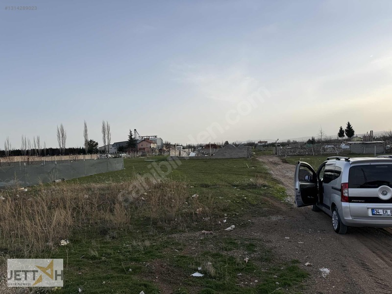 Karahüyükte 300m2 Elekt. Sulu Bahçeler — fotoğraf 15