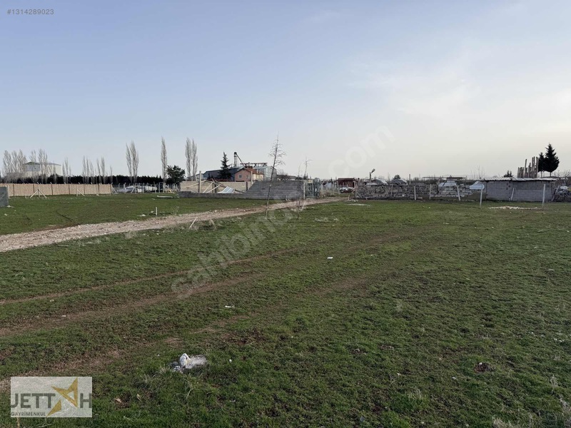 Karahüyükte 300m2 Elekt. Sulu Bahçeler — fotoğraf 17