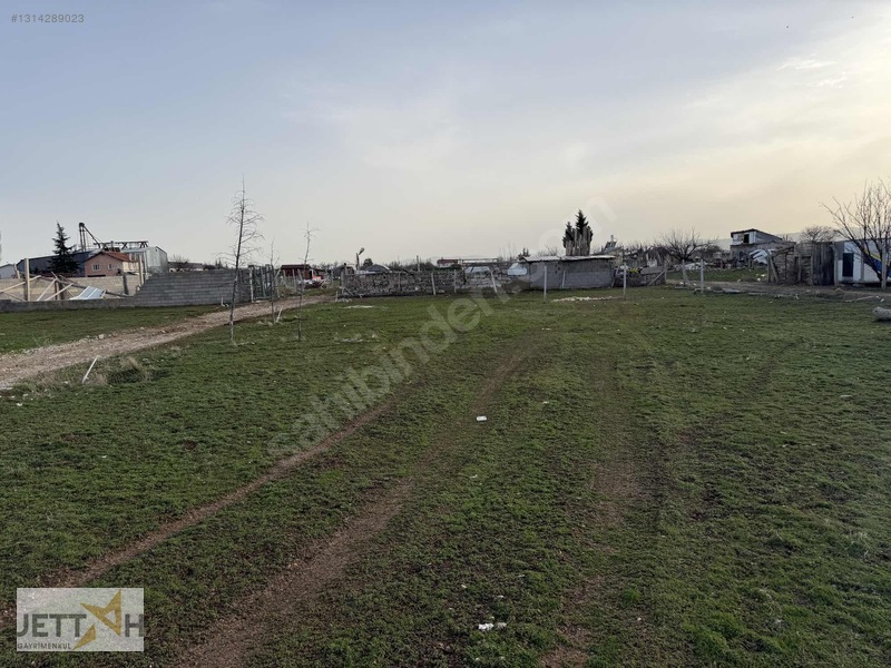 Karahüyükte 300m2 Elekt. Sulu Bahçeler — fotoğraf 18