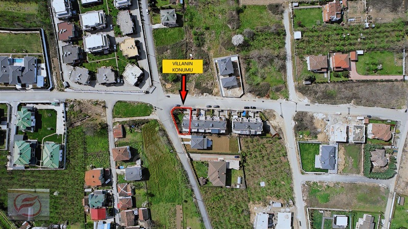 Efe Grup'Tan Şıralık Bölgesi 300 M2 Satılık Triblex Köşe Villa