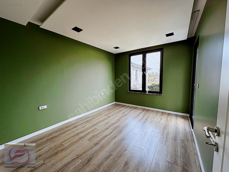 Efe Grup'tan Şıralık Bölgesi 300 M2 Satılık Triblex Köşe Villa — fotoğraf 5