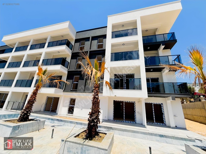 Kuşadası Değirmenderede Deniz Manzaralı Satılık Daire