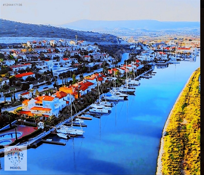 Alaçatı Port Projesinin 5.etap Sınırında Satılık 3375 M2 Tarla — fotoğraf 5