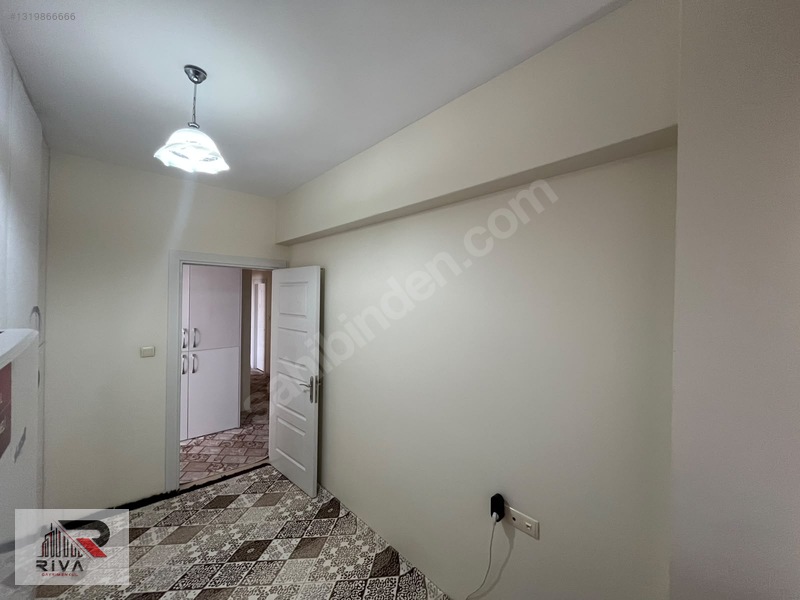Riva'dan Beykent'te Geniş,temiz Ve Site İçerisinde Satılık 3+1 — fotoğraf 17
