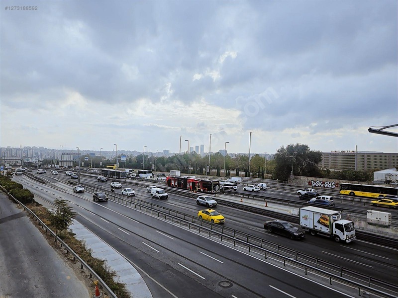 Bahçelievler Mah Baran Sitesinde 3+1 150m2 Satılık Daire — fotoğraf 34