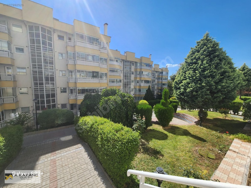 Eryaman'da Site İçerisinde Y.giriş 125m2 3+1 Oturuma Hazır Daire — fotoğraf 3