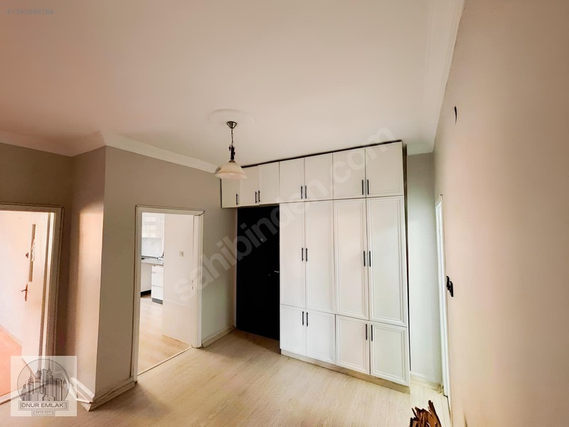 Onur Emlak Gayrimenkul | Zafer & Yol Cepheli & Cam Balkon — fotoğraf 6
