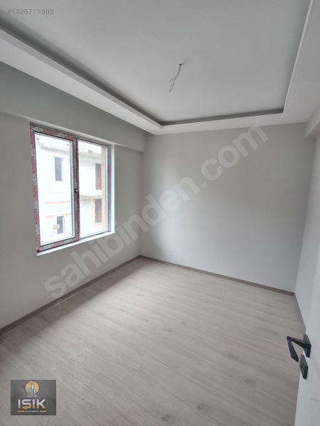 Işık Gayrimenkul'den Kombina'da 1+1 Kiralık Daire — fotoğraf 2