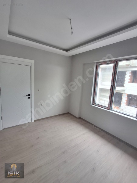 Işık Gayrimenkul'den Kombina'da 1+1 Kiralık Daire — fotoğraf 3