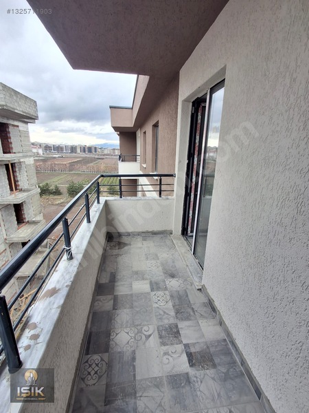Işık Gayrimenkul'den Kombina'da 1+1 Kiralık Daire — fotoğraf 9