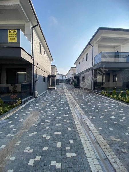 Düzce Beyciler Mah. Satılık 4+1 Villa — fotoğraf 7