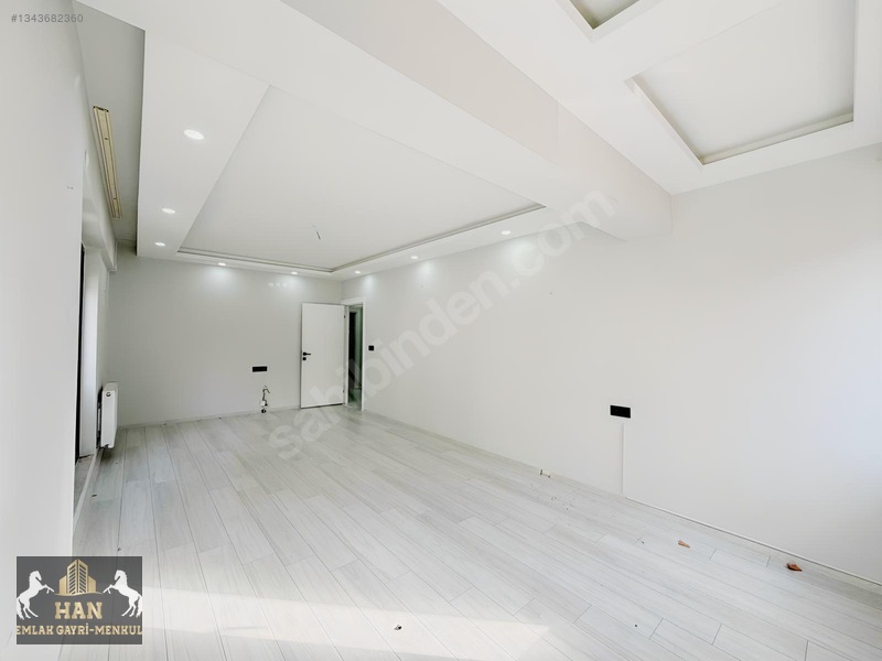 Han Emlaktan Cumhuriyette Satılık Ultra Lüks 2+1 Ofis — fotoğraf 4