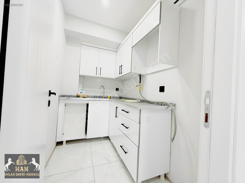 Han Emlaktan Cumhuriyette Satılık Ultra Lüks 2+1 Ofis — fotoğraf 17