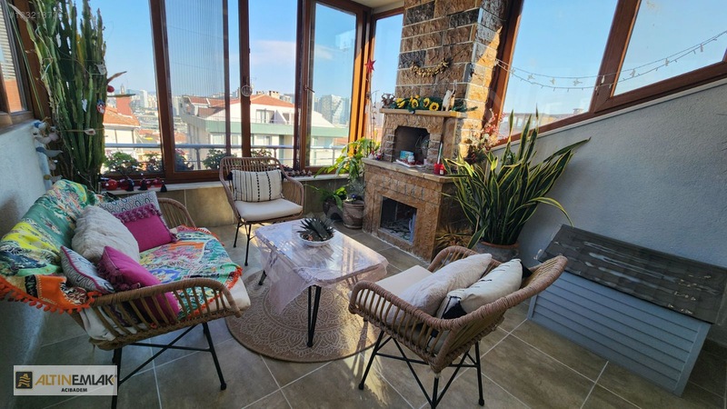 Acıbademde Önü Kapanmaz Ferahlıkta,180 M2 Teraslı Dubleks (4+2) — fotoğraf 3