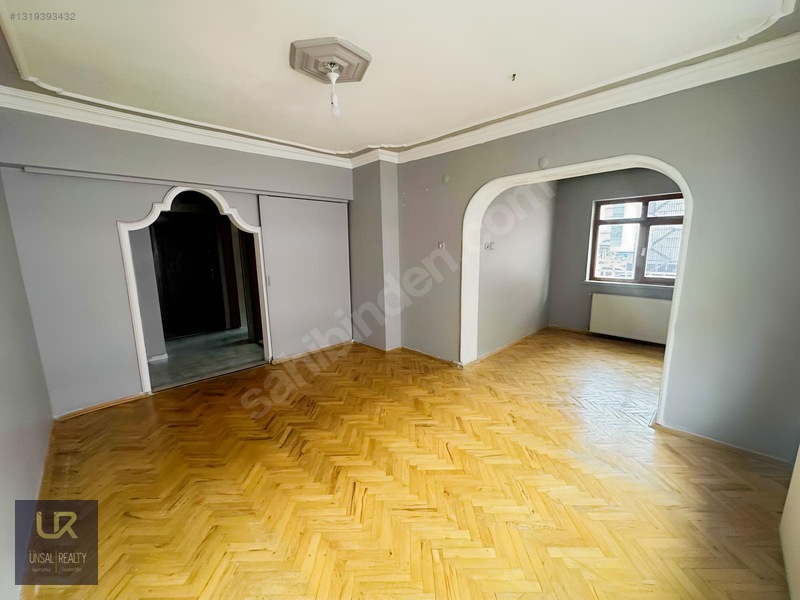 Merkezi Konumda Satılık 2+1 Daire 95m² — fotoğraf 4
