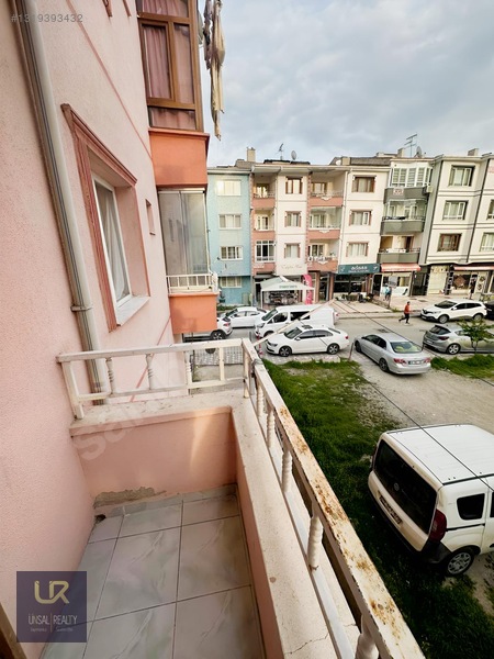 Merkezi Konumda Satılık 2+1 Daire 95m² — fotoğraf 20