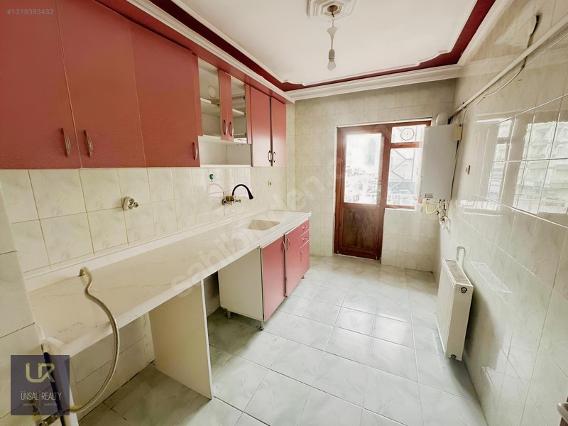 Merkezi Konumda Satılık 2+1 Daire 95m² — fotoğraf 22