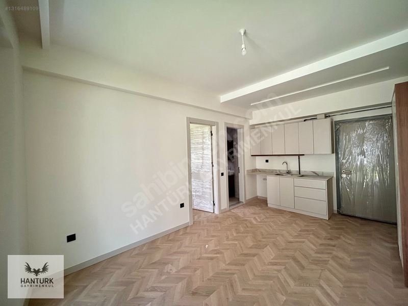 Hantürk'ten Karahasanlı'da Site İçi Geniş Bahçeli 1+1 Apart — fotoğraf 6