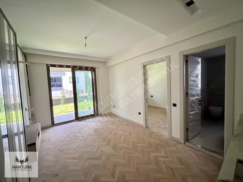 Hantürk'ten Karahasanlı'da Site İçi Geniş Bahçeli 1+1 Apart — fotoğraf 9
