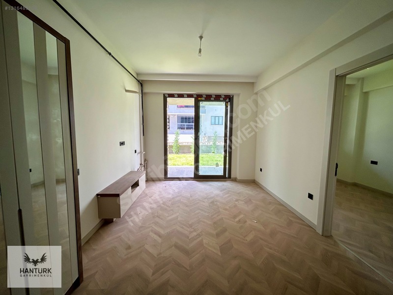 Hantürk'ten Karahasanlı'da Site İçi Geniş Bahçeli 1+1 Apart — fotoğraf 10