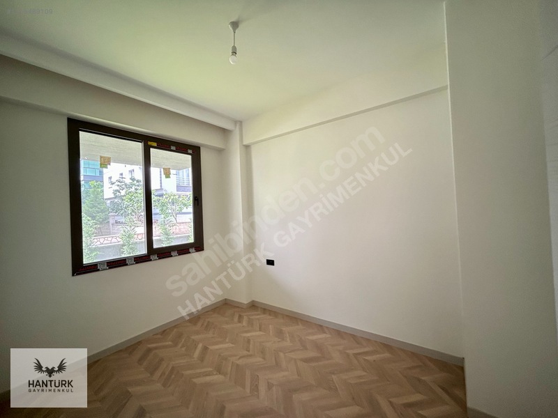 Hantürk'ten Karahasanlı'da Site İçi Geniş Bahçeli 1+1 Apart — fotoğraf 13