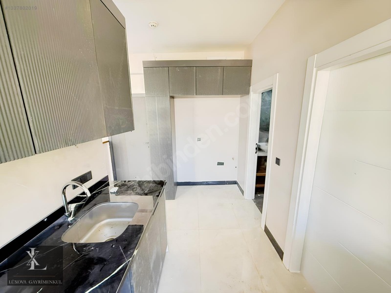 Lüxova'dan Protokol Yolu Yakını Havuzlu 1+1 Kiralık Daire — fotoğraf 6