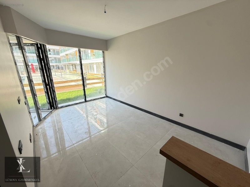 Lüxova'dan Protokol Yolu Yakını Havuzlu 1+1 Kiralık Daire — fotoğraf 18