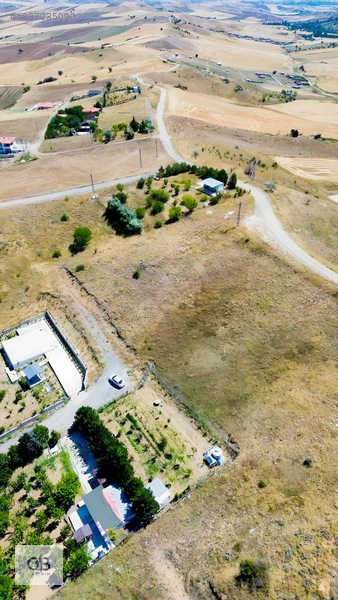 Cb Yatırımdan Etrafı Çevrili Ağaçları Hazır Hobi Fiyatına İmarlı — fotoğraf 9
