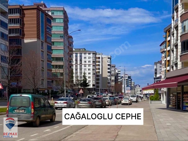 █ Cağaloglu Cephe / Köşe 105 M2 Dükkan █ Erhan Balcancı — fotoğraf 5