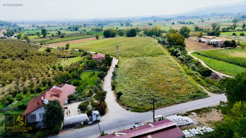 "as Redline'dan Beşevler Cadde Üzeri Satılık Köşe Parsel" — fotoğraf 4