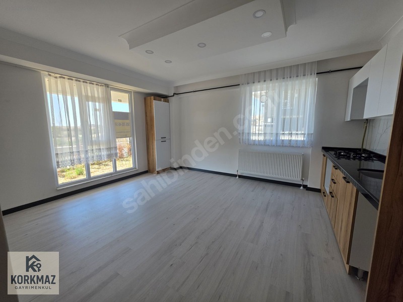 Rumeli Mah.de Geniş Kullanışlı Yüksek Giriş 1+1 Kiralık Daire!!! — fotoğraf 2