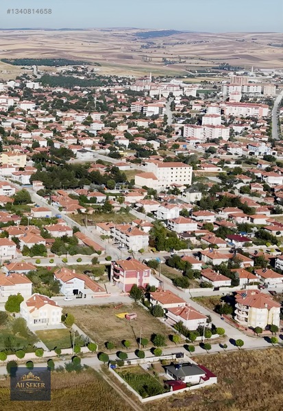 Alaca Devlet Hastanesi Yanında Satılık 478 M² İmarlı Arsa — fotoğraf 4