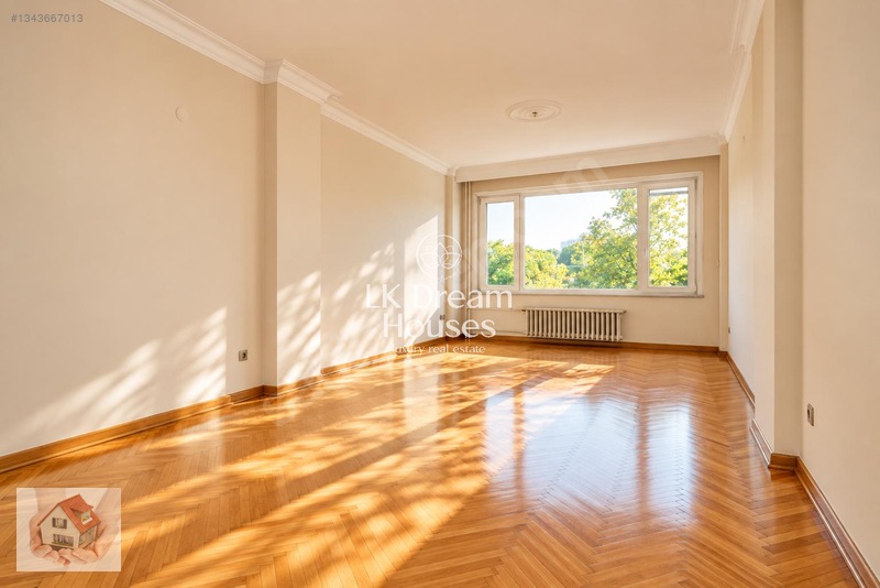 Harbiye Cumhuriyet Caddesinde Tabela Değeri Yüksek Kiralık 2+1