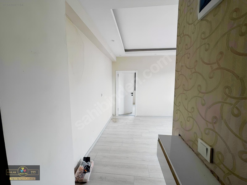Emlak 777! En Merkezi Konum En Uygun 1+1 — fotoğraf 4