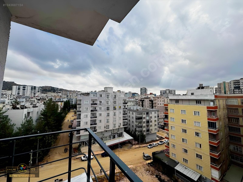 Emlak 777! En Merkezi Konum En Uygun 1+1 — fotoğraf 12