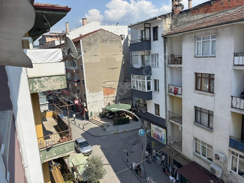 Yuvam Emlaktan Çarşı İçinde Postane Sokakağında Masrafsız 2+1 — fotoğraf 10
