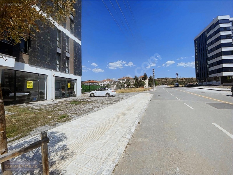 İlke Haus Sitesinde 700m2 Dükkan Veya Mağza Cade Üstü — fotoğraf 5