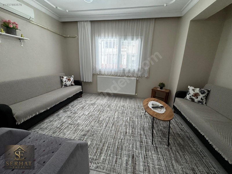 Serhat Emlak - Yeni Bina Çift Cephe Çift Balkon Büyük 2+1 — fotoğraf 4