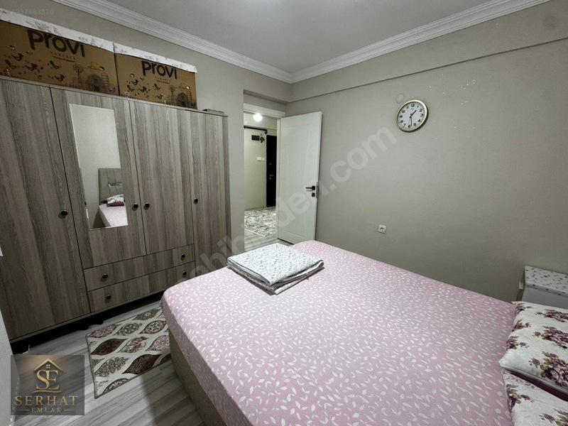 Serhat Emlak - Yeni Bina Çift Cephe Çift Balkon Büyük 2+1 — fotoğraf 10