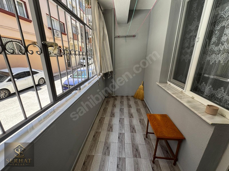 Serhat Emlak - Yeni Bina Çift Cephe Çift Balkon Büyük 2+1 — fotoğraf 20