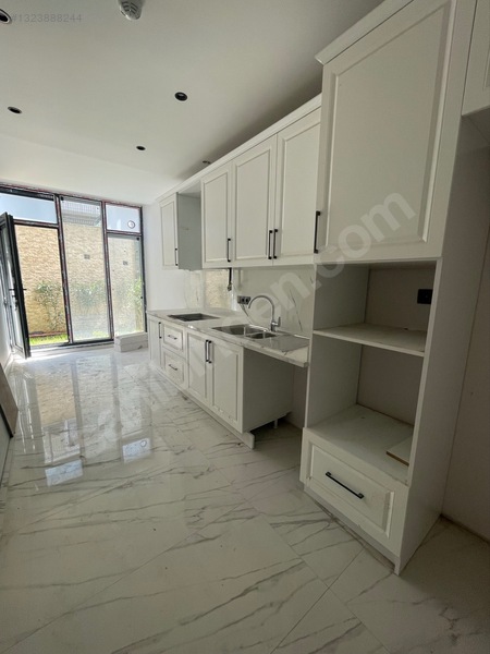 Site İçerisinde Kiralık Daire 3+1 — fotoğraf 9