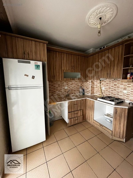 Ünlü Emlak'tan Geniş Ve Ferah Pehlivanlarda 3+1 Satılık Daire — fotoğraf 4