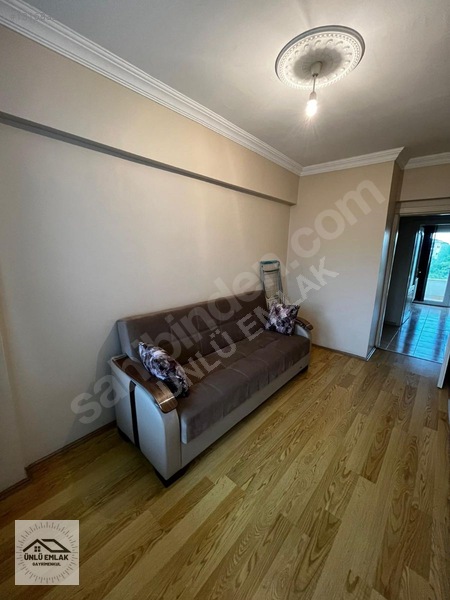 Ünlü Emlak'tan Geniş Ve Ferah Pehlivanlarda 3+1 Satılık Daire — fotoğraf 15