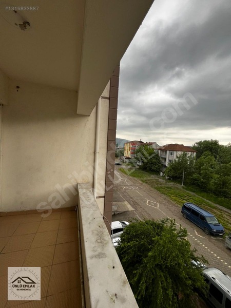 Ünlü Emlak'tan Geniş Ve Ferah Pehlivanlarda 3+1 Satılık Daire — fotoğraf 17